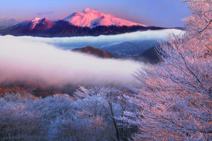 「雲海棚引く」 吉田 勉 様