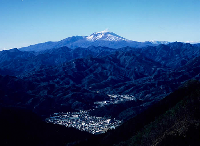 第2回 特別賞 銀賞「下仁田町集落と浅間山」 市川菊次郎様